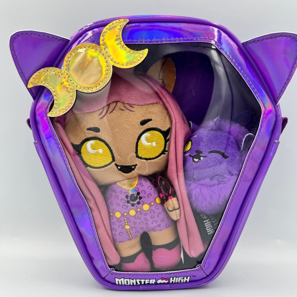 Monster‎ High Clawdeen Wolf Ghoul N Go Bag with Plush Accessories